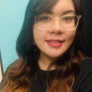 Meet your Posher, Julie ann